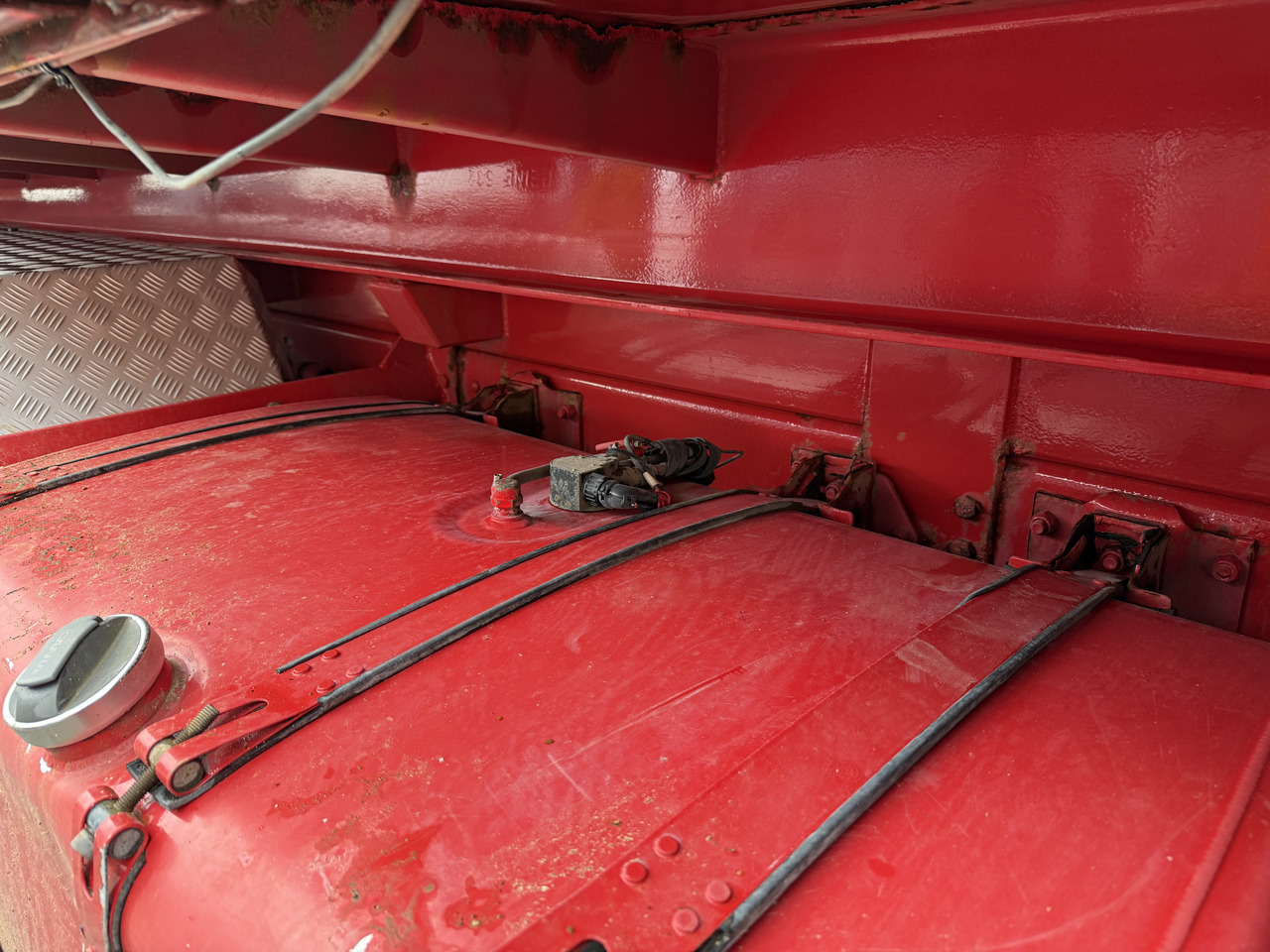 Scania R580 8X4 Kipper Kran HIAB 244-5 - Kipper vrachtwagen, Kraanwagen: afbeelding 2 Scania R580 8X4 Kipper Kran HIAB 244-5 - Kipper vrachtwagen, Kraanwagen: afbeelding 2