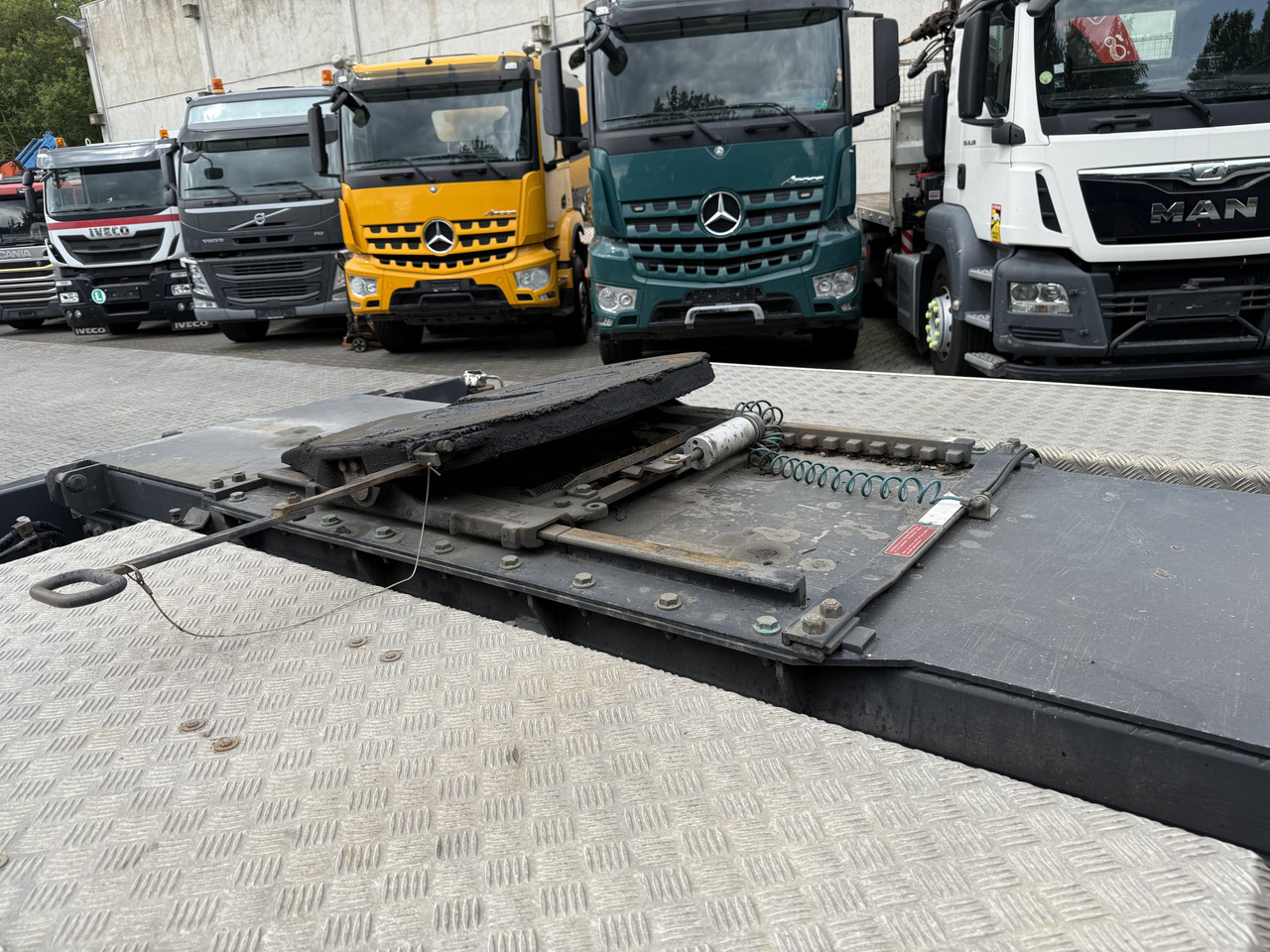 Scania R450 8X4 Kran Fassi F660 bis 34 Meter - Trekker: afbeelding 3 Scania R450 8X4 Kran Fassi F660 bis 34 Meter - Trekker: afbeelding 3