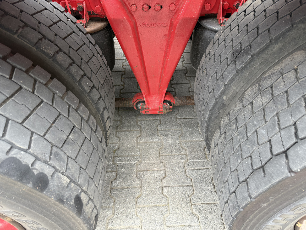 Volvo FM12 420 8X4 Kran Palfinger PK90002 31 Meter - Trekker: afbeelding 4 Volvo FM12 420 8X4 Kran Palfinger PK90002 31 Meter - Trekker: afbeelding 4