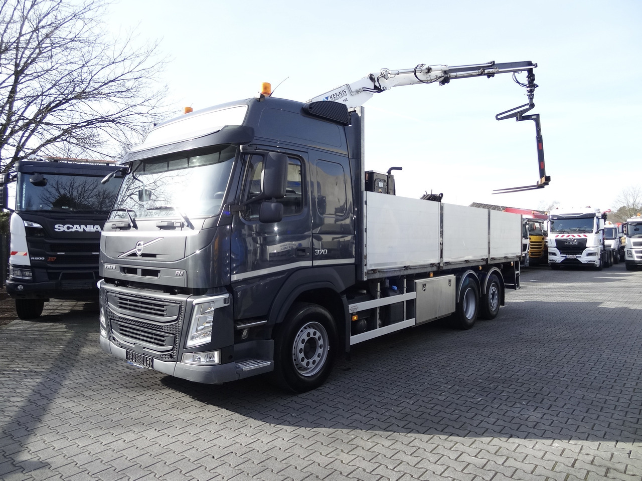 Volvo FM370 6X2*4 Kennis K14 Kran - Kraanwagen, Vrachtwagen met open laadbak: afbeelding 2 Volvo FM370 6X2*4 Kennis K14 Kran - Kraanwagen, Vrachtwagen met open laadbak: afbeelding 2