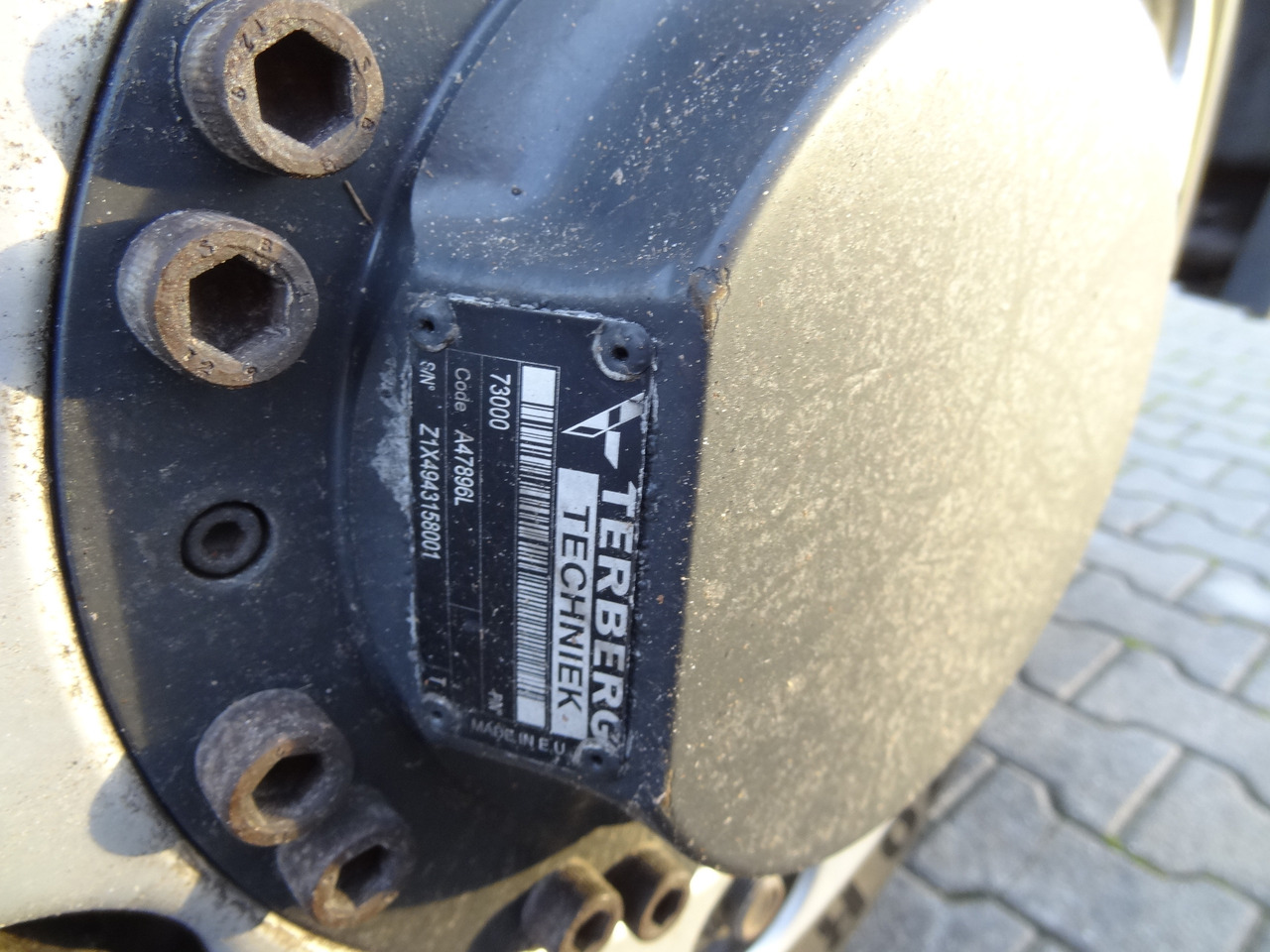 Volvo FM420 4X4 X-Track - Chassis vrachtwagen: afbeelding 2 Volvo FM420 4X4 X-Track - Chassis vrachtwagen: afbeelding 2