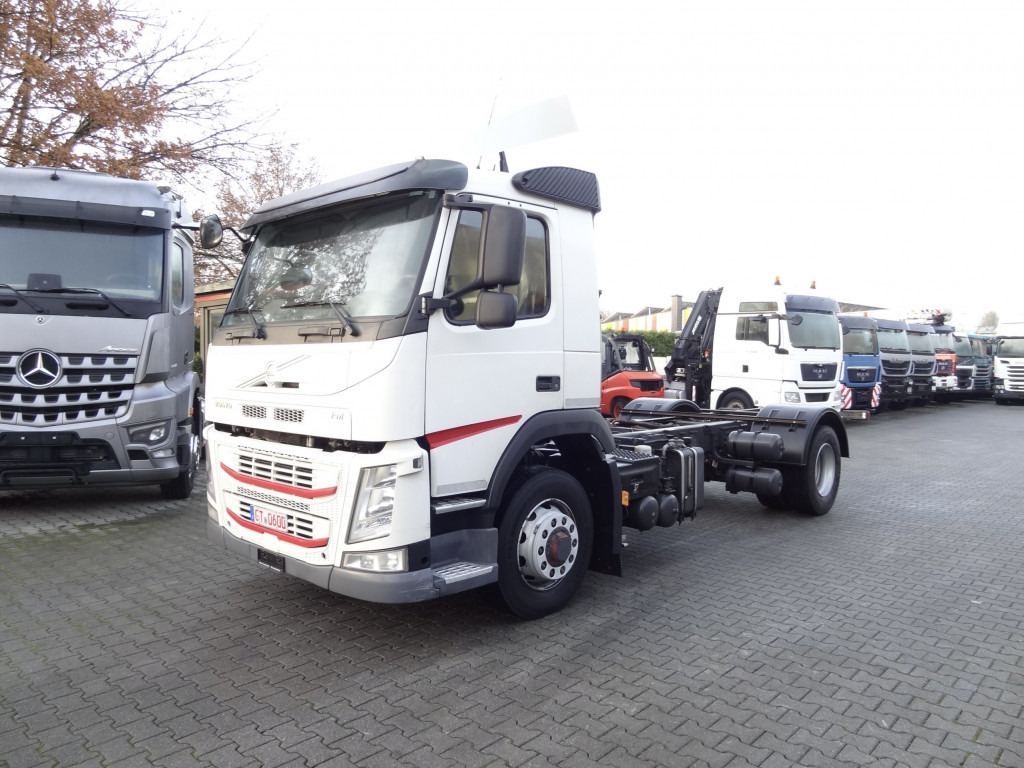 Volvo FM420 4X4 X-Track - Chassis vrachtwagen: afbeelding 1 Volvo FM420 4X4 X-Track - Chassis vrachtwagen: afbeelding 1
