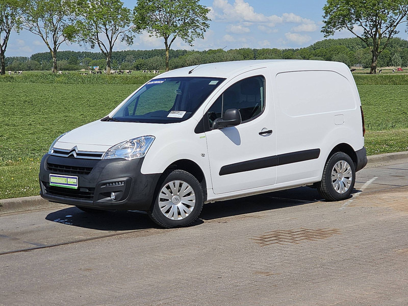 Citroën E-Berlingo Elektrisch 49Kw 3Zit - Bestelwagen gesloten laadbak, Elektrische bedrijfswagen: afbeelding 2 Citroën E-Berlingo Elektrisch 49Kw 3Zit - Bestelwagen gesloten laadbak, Elektrische bedrijfswagen: afbeelding 2