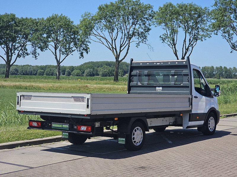 Ford Transit 2.0 L4 Open Laadbak - Bestelwagen open laadbak: afbeelding 3 Ford Transit 2.0 L4 Open Laadbak - Bestelwagen open laadbak: afbeelding 3