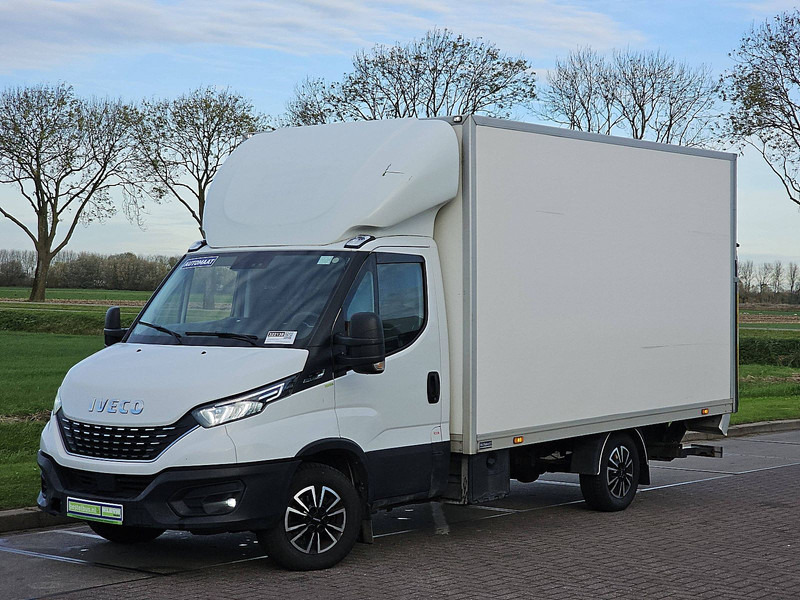 Iveco Daily 35 S 16 AUT. LAADKLEP - Bestelwagen gesloten laadbak: afbeelding 2 Iveco Daily 35 S 16 AUT. LAADKLEP - Bestelwagen gesloten laadbak: afbeelding 2