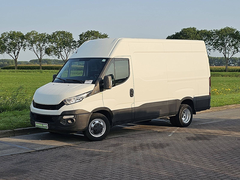 Iveco Daily 35C15 L2H2 Dubbellucht! - Gesloten bestelwagen: afbeelding 2 Iveco Daily 35C15 L2H2 Dubbellucht! - Gesloten bestelwagen: afbeelding 2