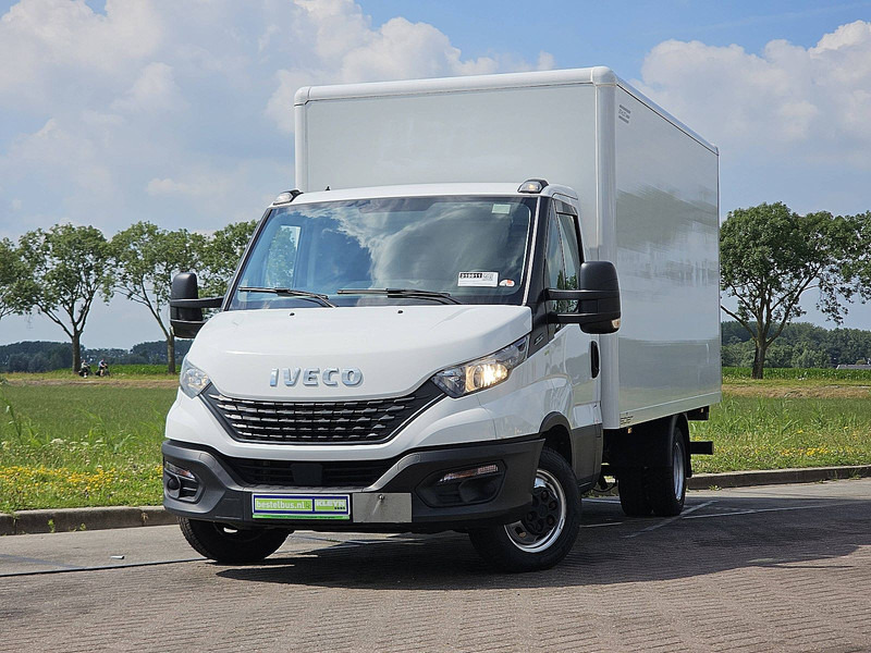 Iveco Daily 35C16 Bakwagen Laadklep - Bestelwagen gesloten laadbak: afbeelding 1 Iveco Daily 35C16 Bakwagen Laadklep - Bestelwagen gesloten laadbak: afbeelding 1