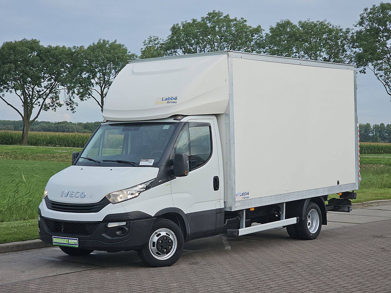 Iveco Daily 35C16 Bakwagen Laadklep! - Bestelwagen gesloten laadbak: afbeelding 2 Iveco Daily 35C16 Bakwagen Laadklep! - Bestelwagen gesloten laadbak: afbeelding 2
