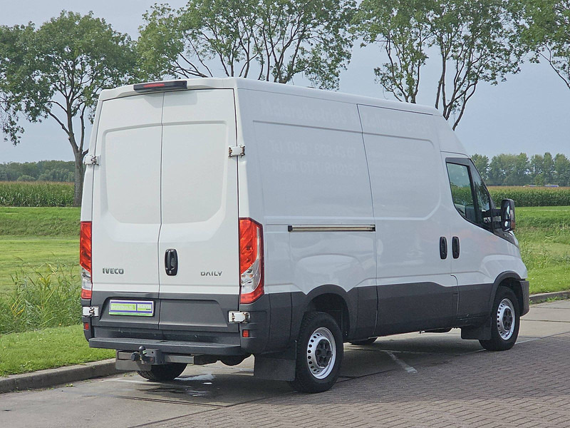 Iveco Daily 35S14 L1H2 Airco Euro6 - Gesloten bestelwagen: afbeelding 3 Iveco Daily 35S14 L1H2 Airco Euro6 - Gesloten bestelwagen: afbeelding 3