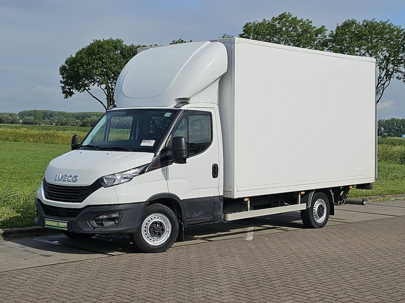Iveco Daily 35S18 Bakwagen Laadklep! - Bestelwagen gesloten laadbak: afbeelding 2 Iveco Daily 35S18 Bakwagen Laadklep! - Bestelwagen gesloten laadbak: afbeelding 2