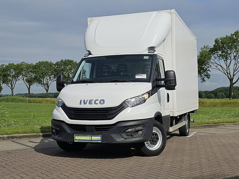 Iveco Daily 35S18 Bakwagen Laadklep! - Bestelwagen gesloten laadbak: afbeelding 1 Iveco Daily 35S18 Bakwagen Laadklep! - Bestelwagen gesloten laadbak: afbeelding 1