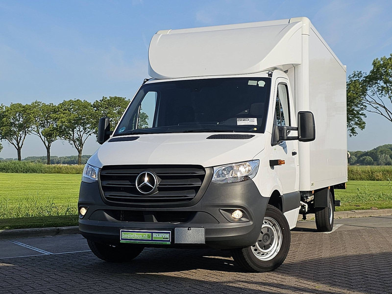 Mercedes-Benz Sprinter 317 Bakwagen Laadklep! - Bestelwagen gesloten laadbak: afbeelding 1 Mercedes-Benz Sprinter 317 Bakwagen Laadklep! - Bestelwagen gesloten laadbak: afbeelding 1
