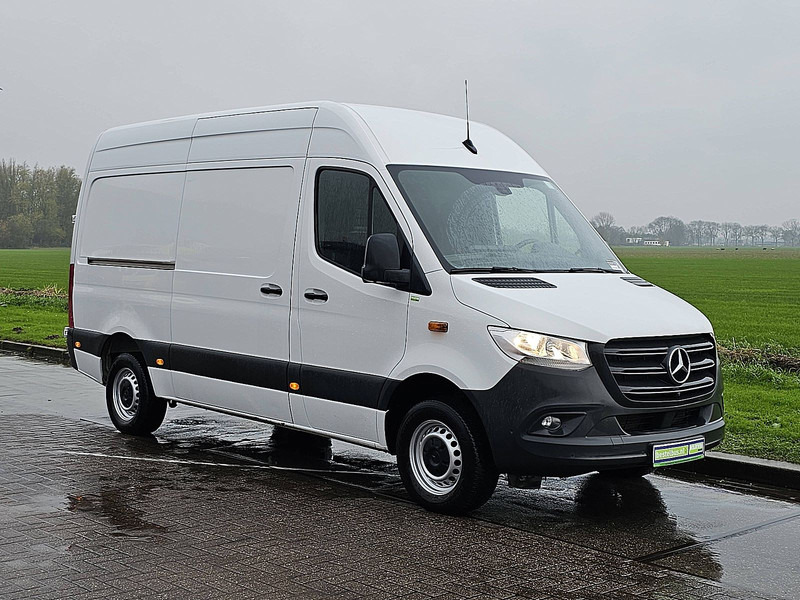 Mercedes-Benz Sprinter 317 L2H2 Mbux Navi RWD! - Gesloten bestelwagen: afbeelding 5 Mercedes-Benz Sprinter 317 L2H2 Mbux Navi RWD! - Gesloten bestelwagen: afbeelding 5