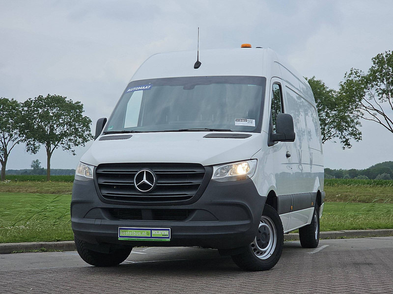 Mercedes-Benz Sprinter 319 L2H2 V6 3.5t-Trekh. - Gesloten bestelwagen: afbeelding 1 Mercedes-Benz Sprinter 319 L2H2 V6 3.5t-Trekh. - Gesloten bestelwagen: afbeelding 1