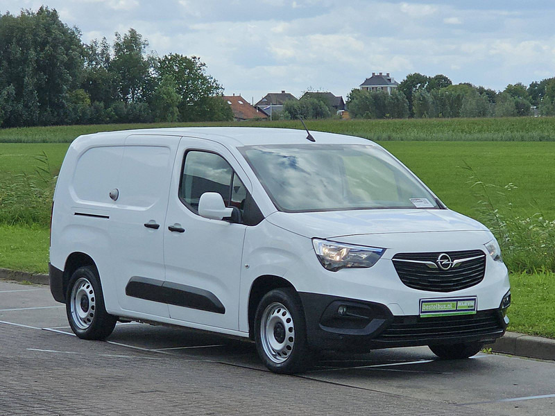 Opel Combo 1.5 L2H1 2xZijdeur Euro6 - Bestelwagen gesloten laadbak: afbeelding 5 Opel Combo 1.5 L2H1 2xZijdeur Euro6 - Bestelwagen gesloten laadbak: afbeelding 5