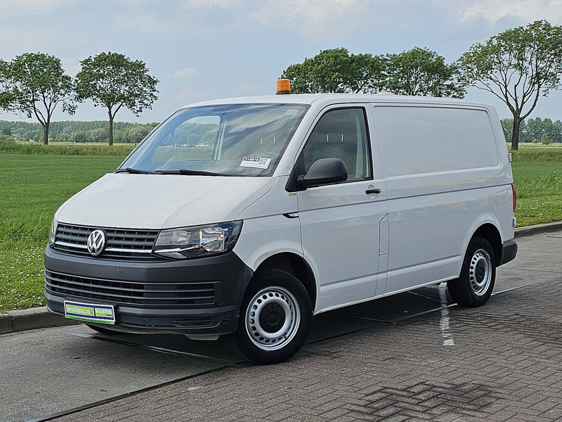Volkswagen Transporter 2.0 TDI TDI 150 L1H1 - Kleine bestelwagen: afbeelding 2 Volkswagen Transporter 2.0 TDI TDI 150 L1H1 - Kleine bestelwagen: afbeelding 2