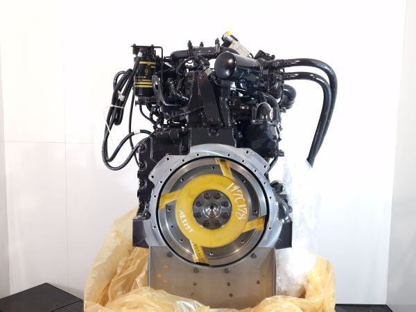 Cummins/Komatsu QSB4.5/SAA4D107E-3 Engine (Plant) - Motor voor Bouwmachine: afbeelding 3 Cummins/Komatsu QSB4.5/SAA4D107E-3 Engine (Plant) - Motor voor Bouwmachine: afbeelding 3
