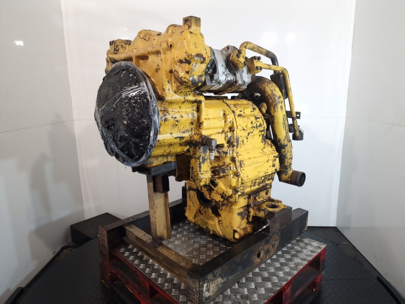 Komatsu 714-07-X0041 WA470 Wheel Loader Gearbox Industrial - Versnellingsbak voor Industriële machine: afbeelding 1 Komatsu 714-07-X0041 WA470 Wheel Loader Gearbox Industrial - Versnellingsbak voor Industriële machine: afbeelding 1