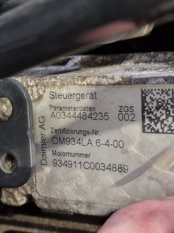 Mercedes Benz OM934LA.6-4-00 Engine (Truck) - Motor voor Vrachtwagen: afbeelding 2 Mercedes Benz OM934LA.6-4-00 Engine (Truck) - Motor voor Vrachtwagen: afbeelding 2