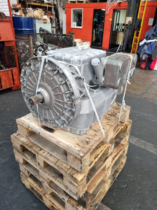 Voith 864.6 F3VTORO-8,5 Gearbox - Versnellingsbak: afbeelding 1 Voith 864.6 F3VTORO-8,5 Gearbox - Versnellingsbak: afbeelding 1