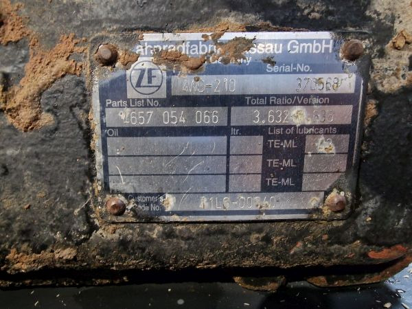 ZF Industrial/Hyundai 4WG-210 Gearbox - Versnellingsbak: afbeelding 2 ZF Industrial/Hyundai 4WG-210 Gearbox - Versnellingsbak: afbeelding 2
