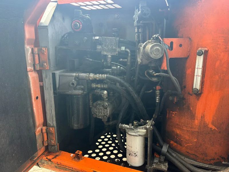 Hitachi ZX110 - Rupsgraafmachine: afbeelding 5 Hitachi ZX110 - Rupsgraafmachine: afbeelding 5