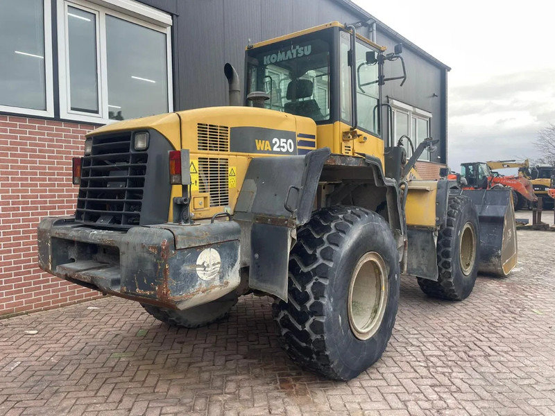 Komatsu WA250-5 - Wiellader: afbeelding 4 Komatsu WA250-5 - Wiellader: afbeelding 4