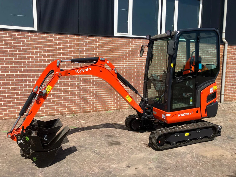 Kubota KX019 4 - Rupsgraafmachine: afbeelding 1 Kubota KX019 4 - Rupsgraafmachine: afbeelding 1