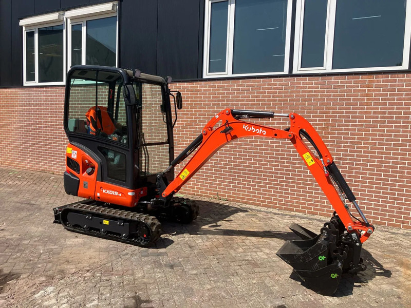 Kubota KX019 4 - Rupsgraafmachine: afbeelding 3 Kubota KX019 4 - Rupsgraafmachine: afbeelding 3