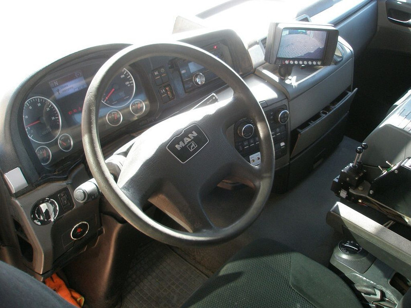 Interieur foto 1: Kabelsysteem truck MAN TGS 41.360 8X4 BB
