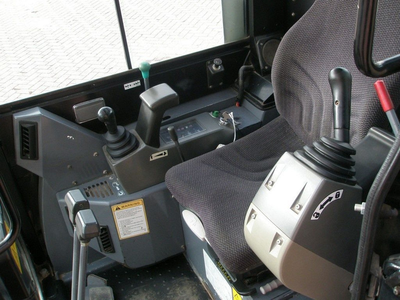 Minigraafmachine Takeuchi TB23R: afbeelding 6