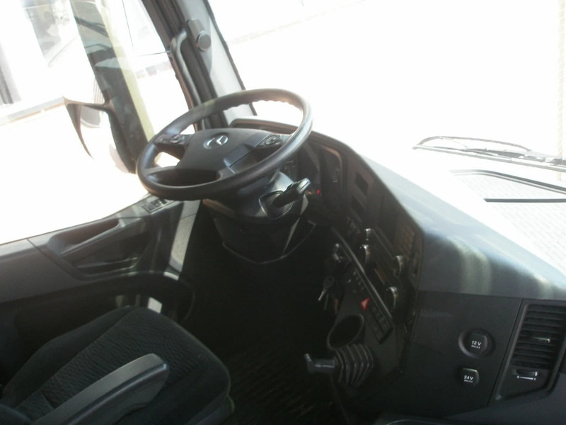 Mercedes-Benz Arocs 3351 3351 120 Ton - Trekker: afbeelding 5 Mercedes-Benz Arocs 3351 3351 120 Ton - Trekker: afbeelding 5
