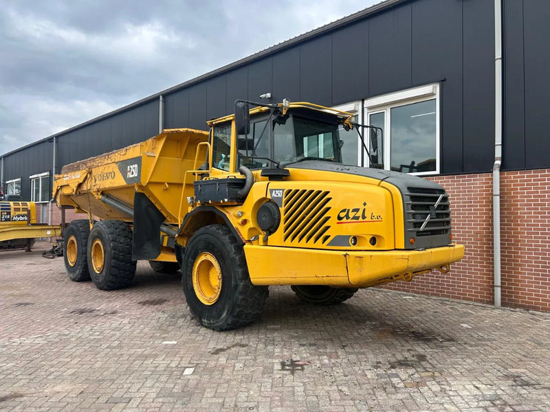 Volvo A25D - Kiepwagen met knikbesturing: afbeelding 3 Volvo A25D - Kiepwagen met knikbesturing: afbeelding 3