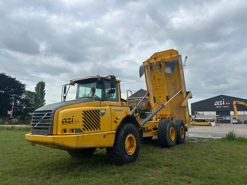 Volvo A25D - Kiepwagen met knikbesturing: afbeelding 2 Volvo A25D - Kiepwagen met knikbesturing: afbeelding 2