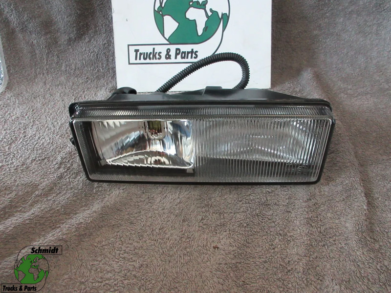 DAF 1328860 MISTLAMP DAF XF CF LF EURO 3 NIEUWE !!! LINKS - Mistlamp voor Vrachtwagen: afbeelding 1 DAF 1328860 MISTLAMP DAF XF CF LF EURO 3 NIEUWE !!! LINKS - Mistlamp voor Vrachtwagen: afbeelding 1
