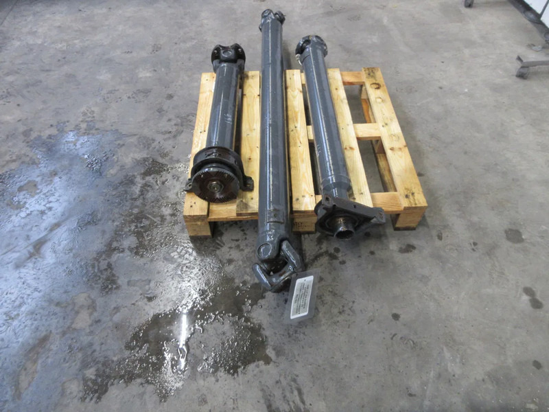 DAF 1700921//1708224 // L1=794/L2=2621/L3=1032 DAF LF 230 EURO 6 MODEL 2020 - Aandrijfas voor Vrachtwagen: afbeelding 4 DAF 1700921//1708224 // L1=794/L2=2621/L3=1032 DAF LF 230 EURO 6 MODEL 2020 - Aandrijfas voor Vrachtwagen: afbeelding 4