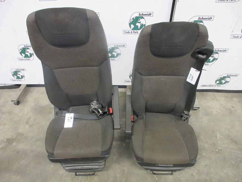 DAF 1710410 // 1707550 STOELEN SET DAF LF 210 EURO 6 MODEL 2020 - Zitplaats voor Vrachtwagen: afbeelding 2 DAF 1710410 // 1707550 STOELEN SET DAF LF 210 EURO 6 MODEL 2020 - Zitplaats voor Vrachtwagen: afbeelding 2