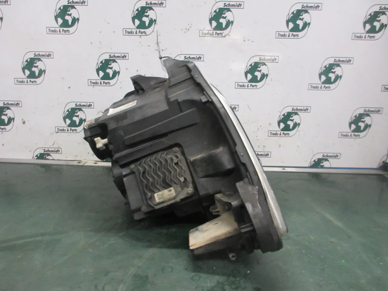 DAF 1857526 LED KOPLAMP DAF XF CF MODEL 2021 LINKS - Koplamp voor Vrachtwagen: afbeelding 3 DAF 1857526 LED KOPLAMP DAF XF CF MODEL 2021 LINKS - Koplamp voor Vrachtwagen: afbeelding 3