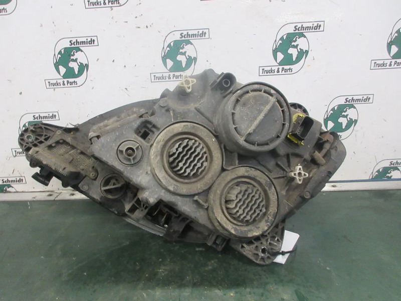 DAF 1857527 KOPLAMP DAF XF CF LED EURO 6 MODEL 2020 - Koplamp voor Vrachtwagen: afbeelding 2 DAF 1857527 KOPLAMP DAF XF CF LED EURO 6 MODEL 2020 - Koplamp voor Vrachtwagen: afbeelding 2