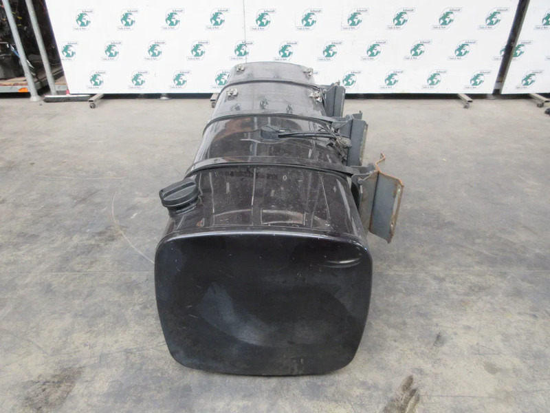 DAF 1944800 DIESELTANK DAF XF 480 EURO 6 845 LITER - Brandstoftank voor Vrachtwagen: afbeelding 4 DAF 1944800 DIESELTANK DAF XF 480 EURO 6 845 LITER - Brandstoftank voor Vrachtwagen: afbeelding 4