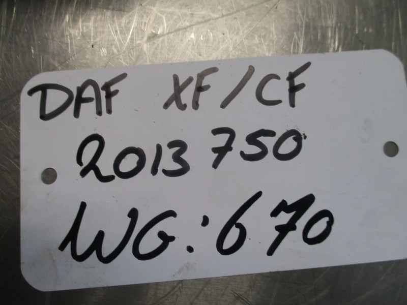 DAF 2013750 AIRCOPOMP CF XF EURO 6 - Airco onderdeel voor Vrachtwagen: afbeelding 2 DAF 2013750 AIRCOPOMP CF XF EURO 6 - Airco onderdeel voor Vrachtwagen: afbeelding 2