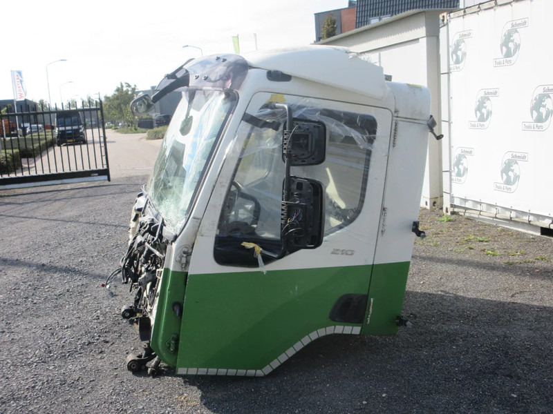 DAF 2363288 DAF 210 LF CABINE MODEL 2018 EURO 6 LICHT BESCHADIG VOOR ZIJDEN - Cabine en interieur voor Vrachtwagen: afbeelding 3 DAF 2363288 DAF 210 LF CABINE MODEL 2018 EURO 6 LICHT BESCHADIG VOOR ZIJDEN - Cabine en interieur voor Vrachtwagen: afbeelding 3