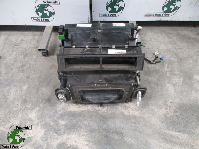 DAF CF400 1672500 KACHELMOTOR EURO 6 - Verwarming/ Ventilatie voor Vrachtwagen: afbeelding 1 DAF CF400 1672500 KACHELMOTOR EURO 6 - Verwarming/ Ventilatie voor Vrachtwagen: afbeelding 1