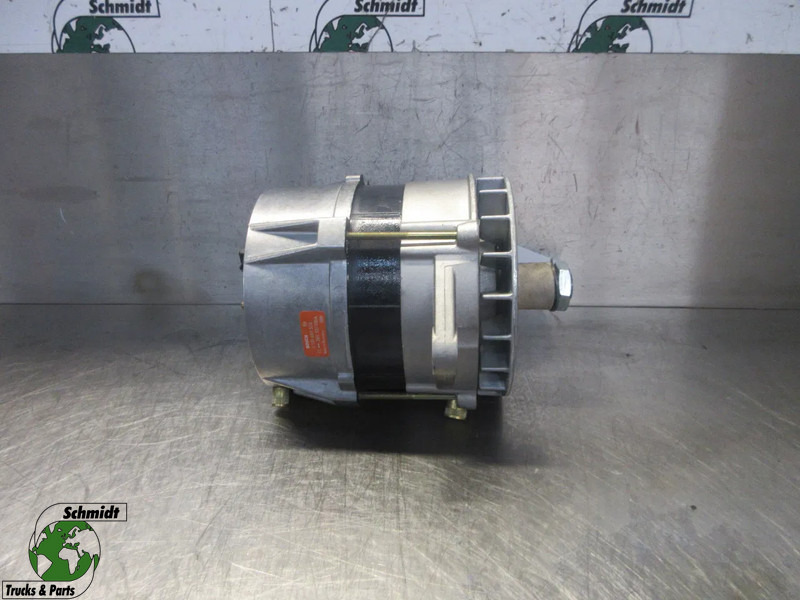 Iveco 0 120 689 524 BOSCH DYNAMO IVECO EURO 2 NIEUWE OP VOORRAAD - Dynamo voor Vrachtwagen: afbeelding 1 Iveco 0 120 689 524 BOSCH DYNAMO IVECO EURO 2 NIEUWE OP VOORRAAD - Dynamo voor Vrachtwagen: afbeelding 1