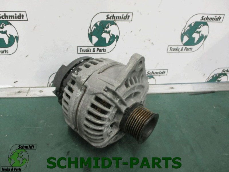 Iveco 4892320 Eurocargo Dynamo Euro6 - Dynamo voor Vrachtwagen: afbeelding 1 Iveco 4892320 Eurocargo Dynamo Euro6 - Dynamo voor Vrachtwagen: afbeelding 1