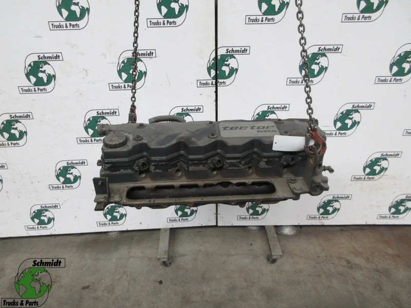 Iveco 4893051 F4AE3681B CILINDERKOP IVECO EUROCARGO 12.220 - Cilinderblok voor Vrachtwagen: afbeelding 1 Iveco 4893051 F4AE3681B CILINDERKOP IVECO EUROCARGO 12.220 - Cilinderblok voor Vrachtwagen: afbeelding 1