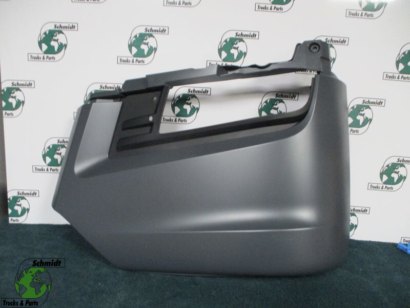 MAN 81.41610-6775 bumperhoek TGX Euro 6 Links - Bumper voor Vrachtwagen: afbeelding 1 MAN 81.41610-6775 bumperhoek TGX Euro 6 Links - Bumper voor Vrachtwagen: afbeelding 1