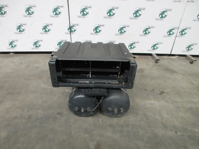 MAN 81.41860-5408//81.41860-5398 ACCU BAK MAN TGS TGX 18.460 MODEL 2020 - Frame/ Chassis voor Vrachtwagen: afbeelding 2 MAN 81.41860-5408//81.41860-5398 ACCU BAK MAN TGS TGX 18.460 MODEL 2020 - Frame/ Chassis voor Vrachtwagen: afbeelding 2