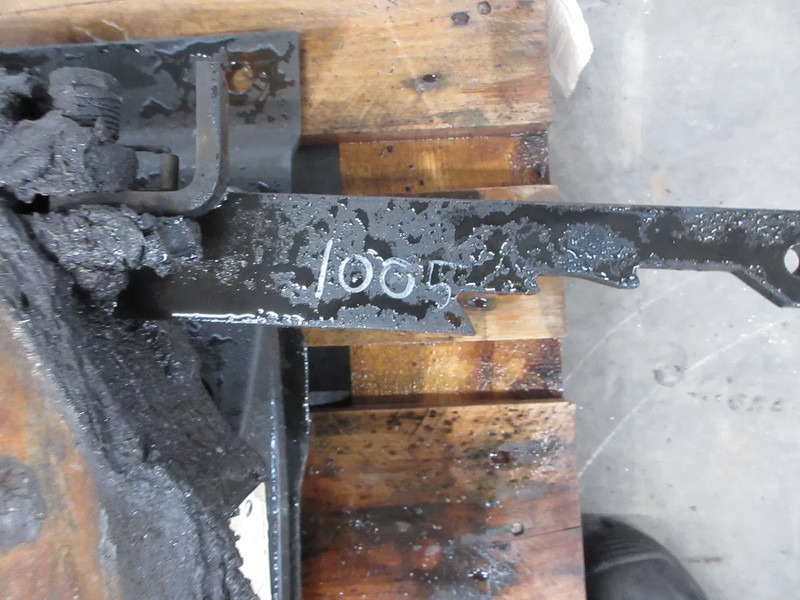 MAN 81.42710-6302 // JSK 37C-150-1Z9 // 81.42715-0037 81.42710-6302 // JSK 37C-150-1Z9 // 81.42715-0037 MAN 18.430 TGS 2023 - Koppelschotel voor Vrachtwagen: afbeelding 4 MAN 81.42710-6302 // JSK 37C-150-1Z9 // 81.42715-0037 81.42710-6302 // JSK 37C-150-1Z9 // 81.42715-0037 MAN 18.430 TGS 2023 - Koppelschotel voor Vrachtwagen: afbeelding 4