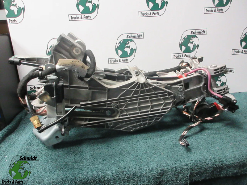 MAN 81.46113-6289 // 81.46433-6020 // 81.64633-6019 // STUURKOLOM MAN 18.510 EURO 6 - Stuurkolom voor Vrachtwagen: afbeelding 1 MAN 81.46113-6289 // 81.46433-6020 // 81.64633-6019 // STUURKOLOM MAN 18.510 EURO 6 - Stuurkolom voor Vrachtwagen: afbeelding 1